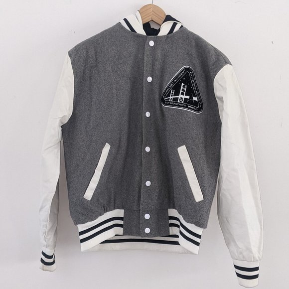 Star Trek Starfleet Academy Varsity Jacket with Hood - Picture 1 of 14